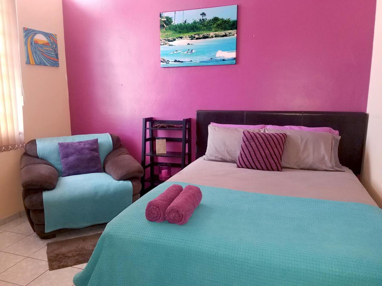 Wssm Surf House Bed and Breakfast Aguadilla Buitenkant foto
