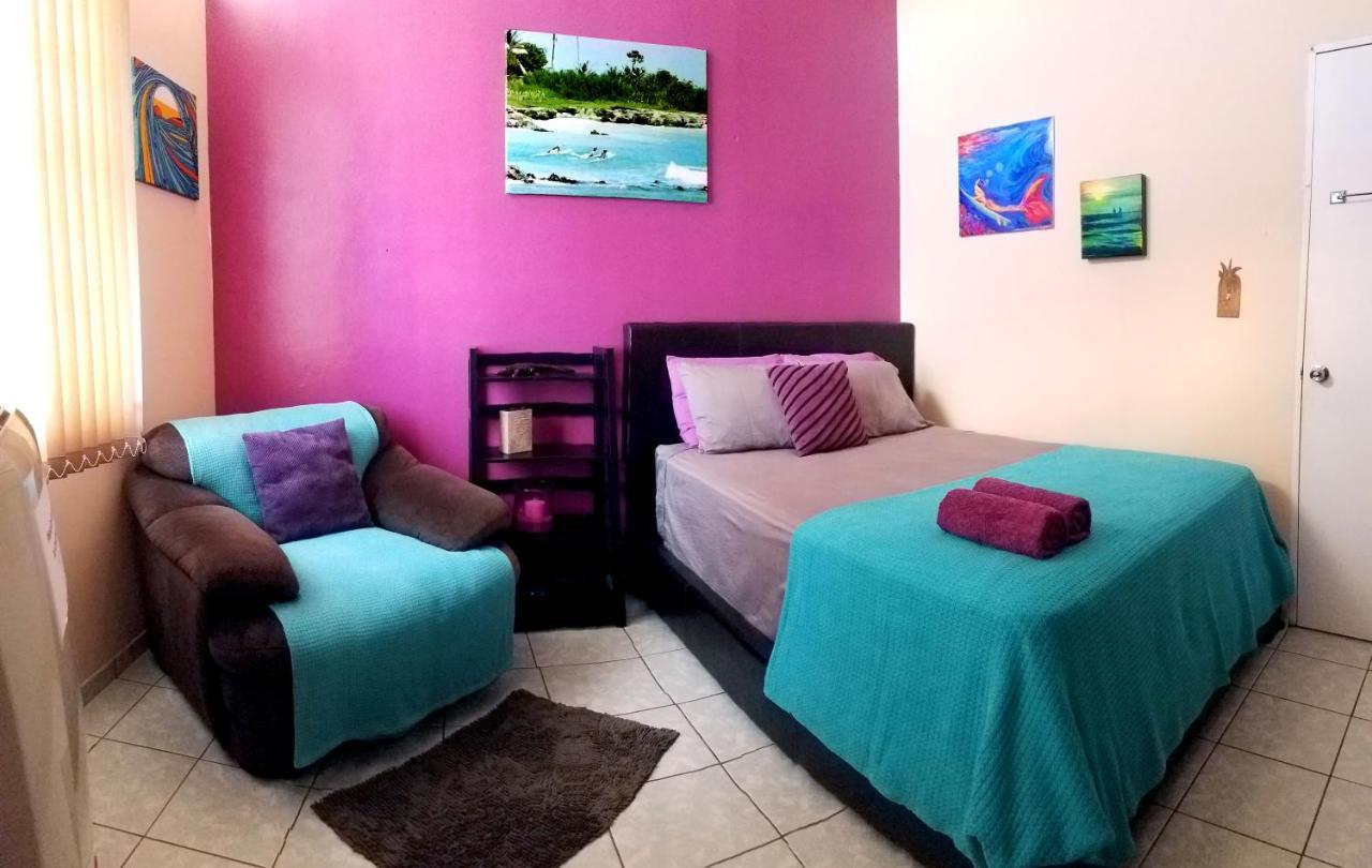 Wssm Surf House Bed and Breakfast Aguadilla Buitenkant foto