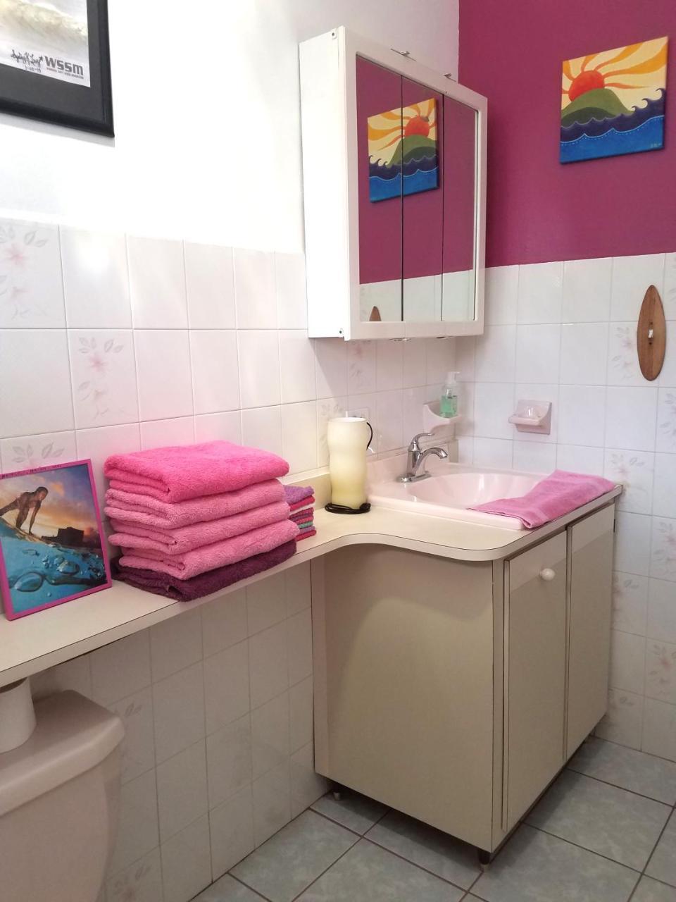 Wssm Surf House Bed and Breakfast Aguadilla Buitenkant foto